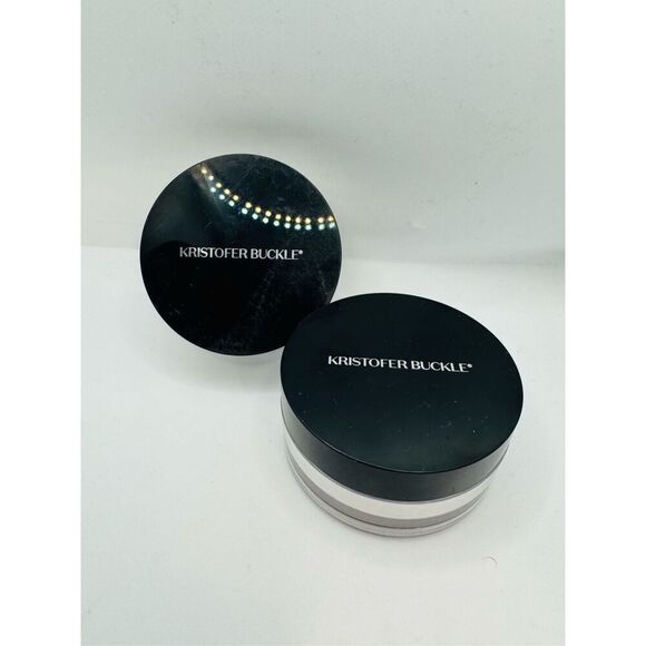 Kristofer Buckle Casting Call Translucent Loose Setting Powder - Picture 2 of 3